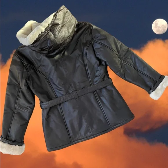 ❤️‍🔥FANTASTIC Vintage Wilsons Leather Faux Fur Lined Hooded Belted Winter Coat - Picture 11 of 14